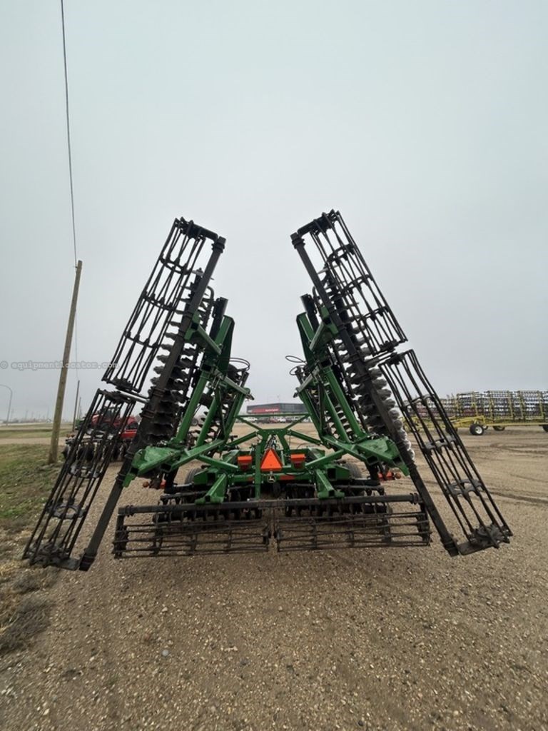 2013 John Deere 2623VT Vertical Tillage Image 5