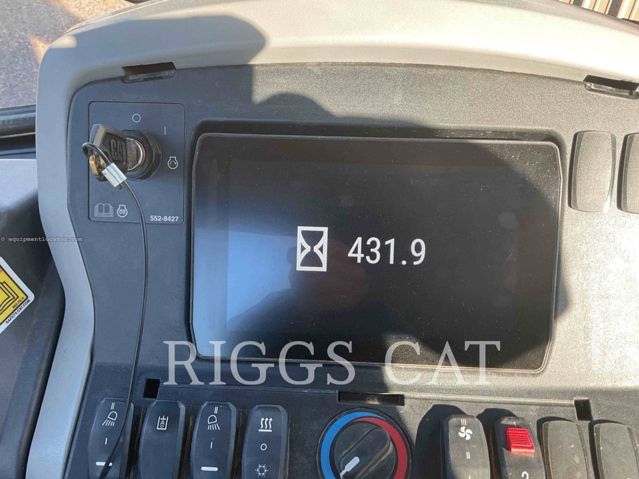 2024 Caterpillar 420 4AEM Image 10