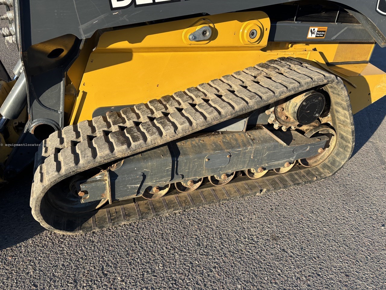 2020 John Deere 333G Image 10