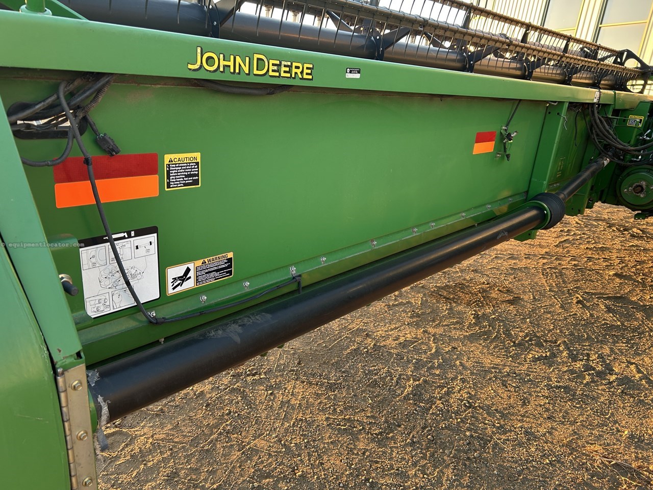 2010 John Deere 635F Image 4