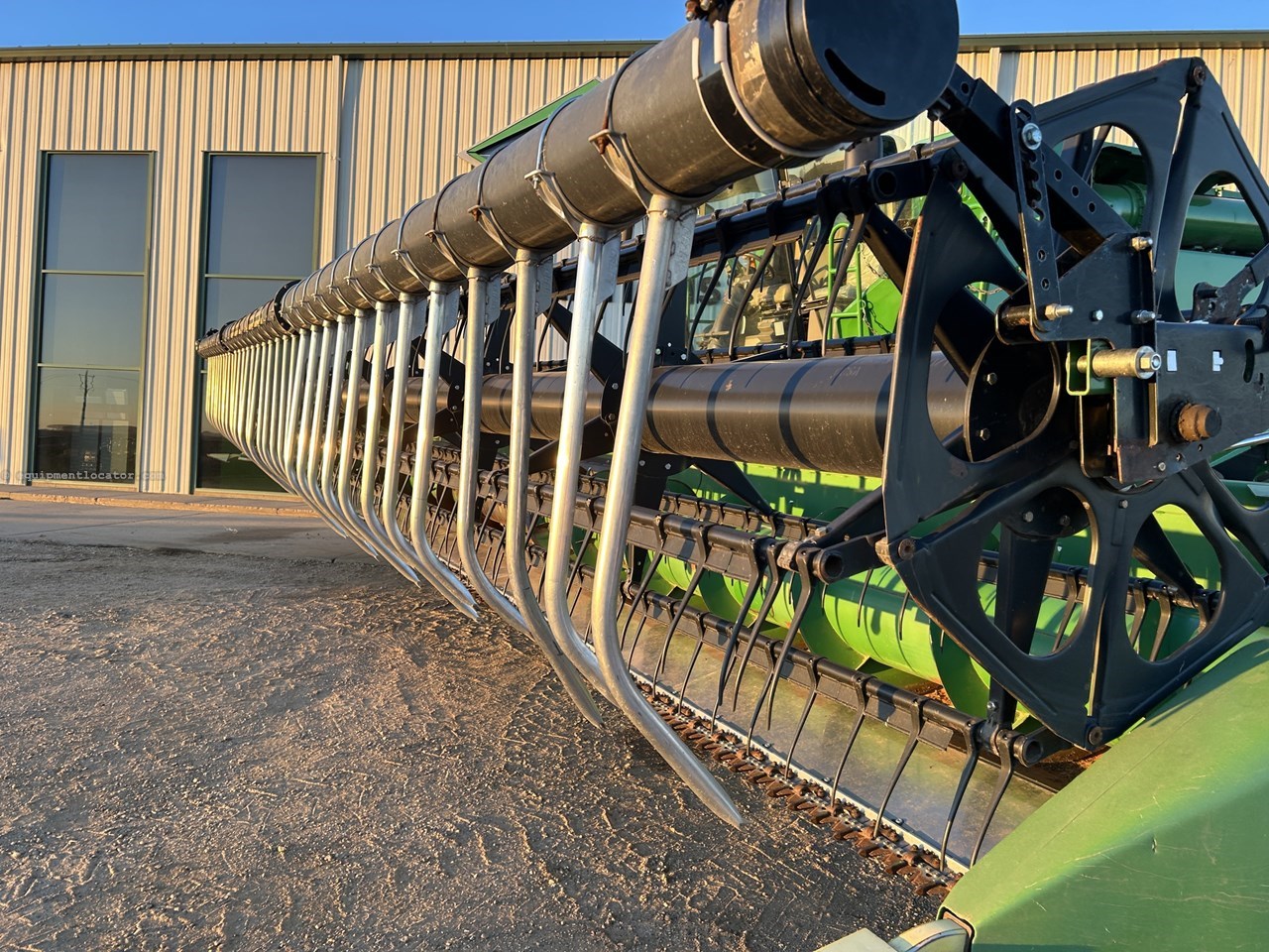 2010 John Deere 635F Image 20