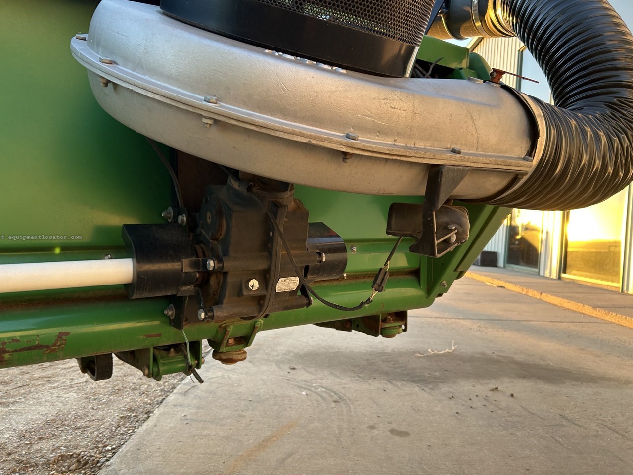 2010 John Deere 635F Image 29