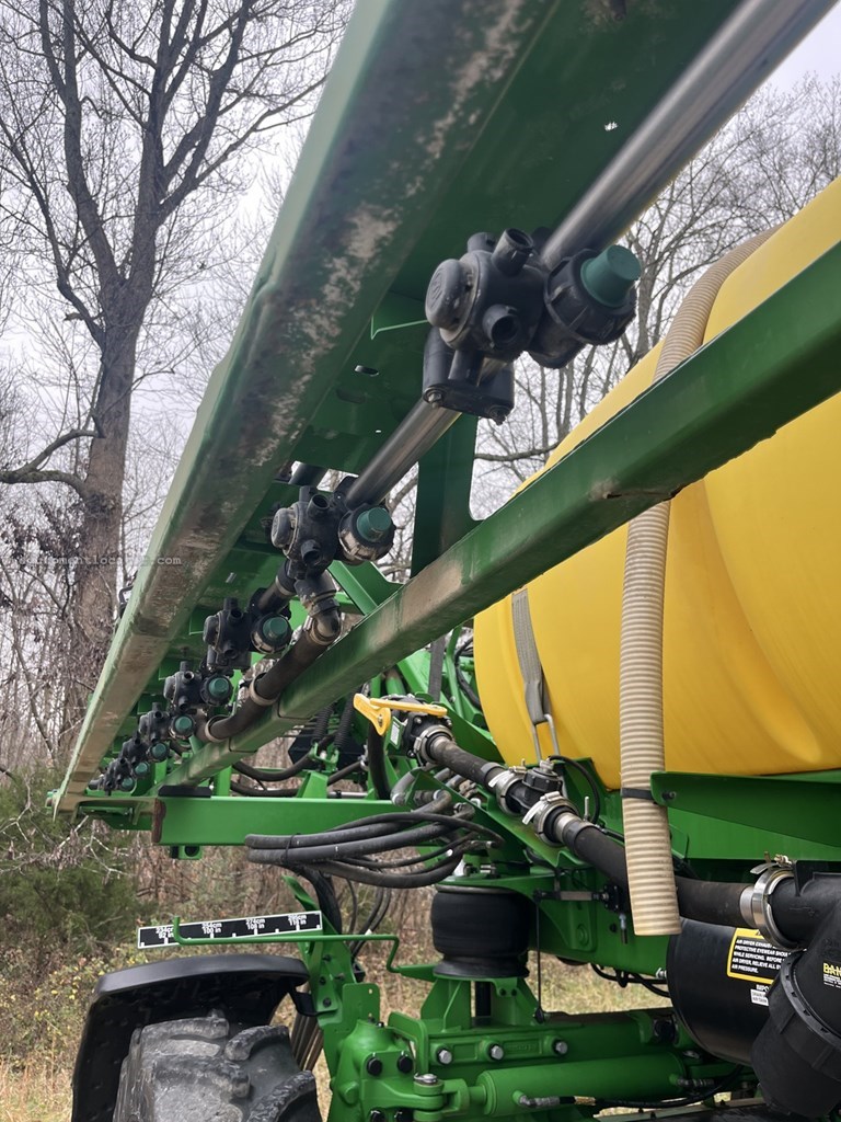 2023 John Deere R4023 Image 10