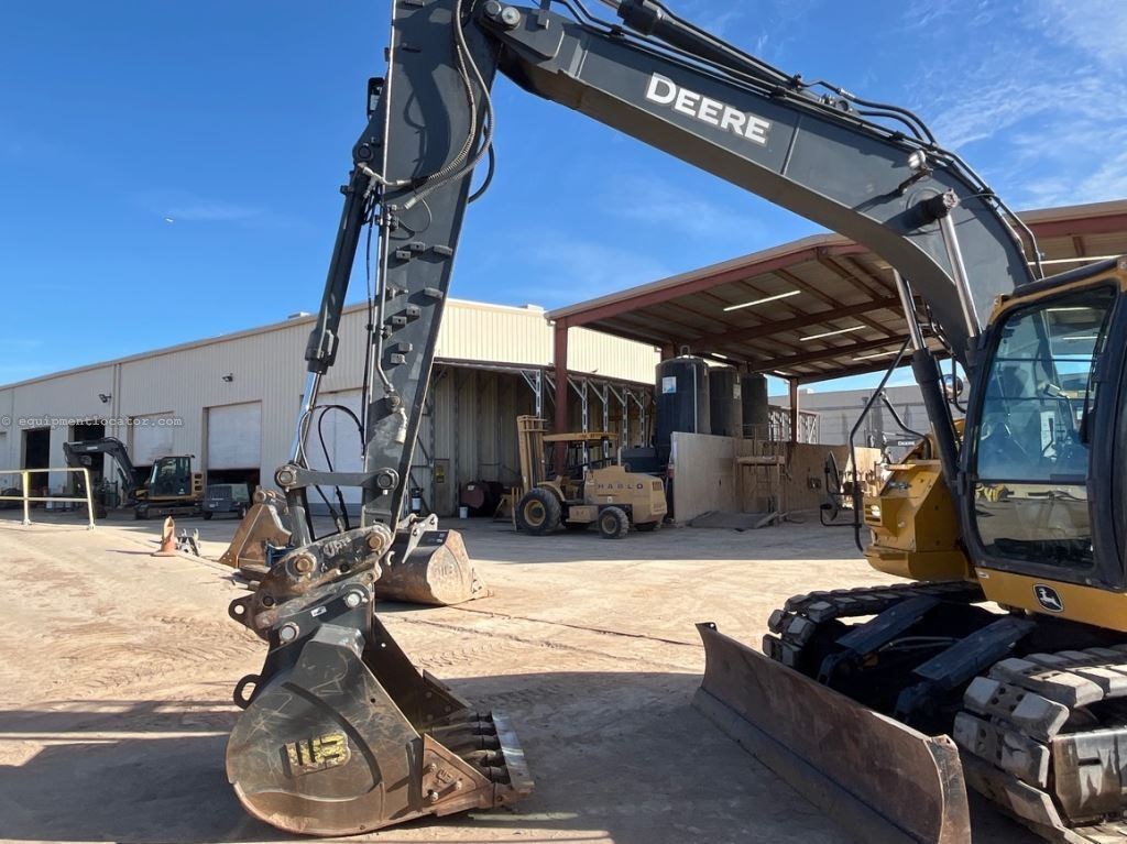 2023 John Deere 135P Image 10