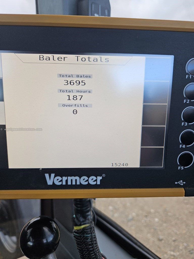 2022 Vermeer 605N Image 10