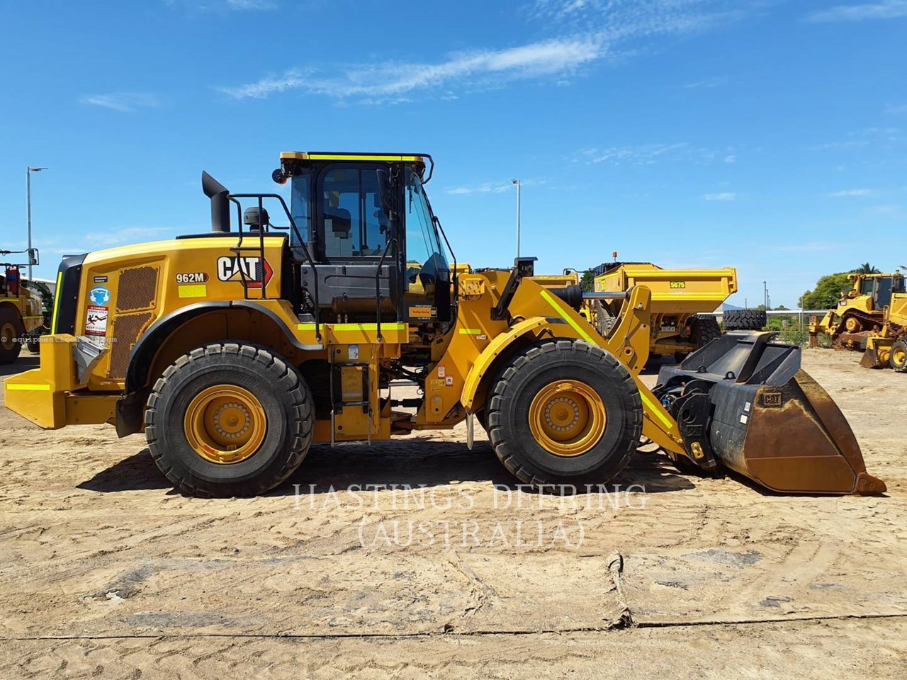 2023 Caterpillar 962M Image 10