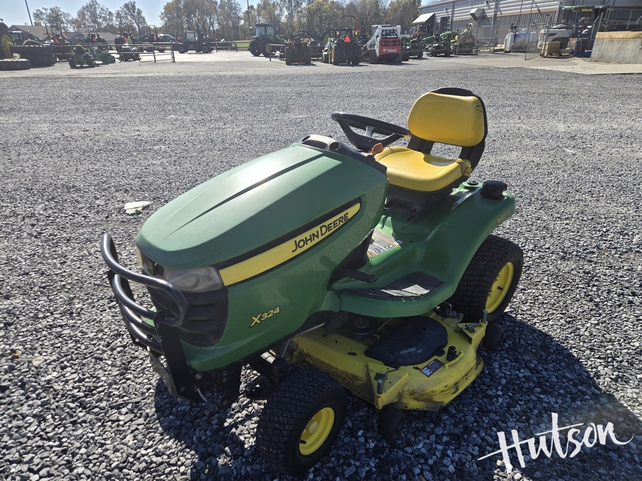 2011 John Deere X324 Image 2