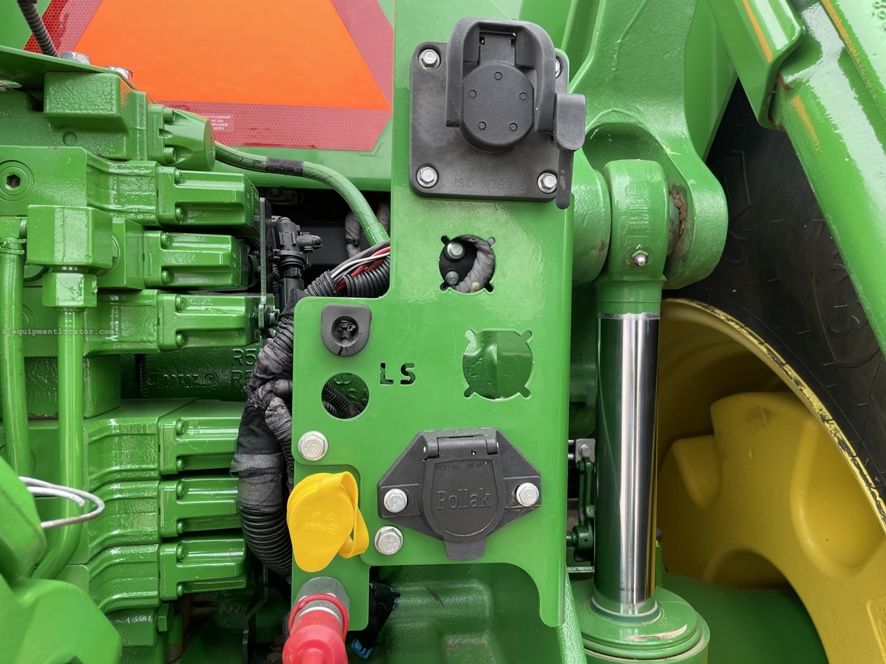 2019 John Deere 8400R Image 10