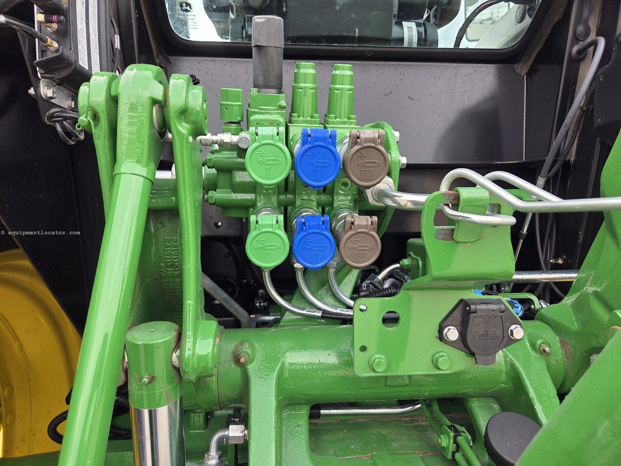 2024 John Deere 6135E Image 10