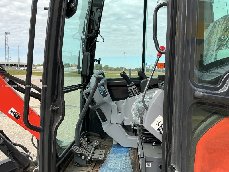 2024 Kubota U35-4R3A Image 10