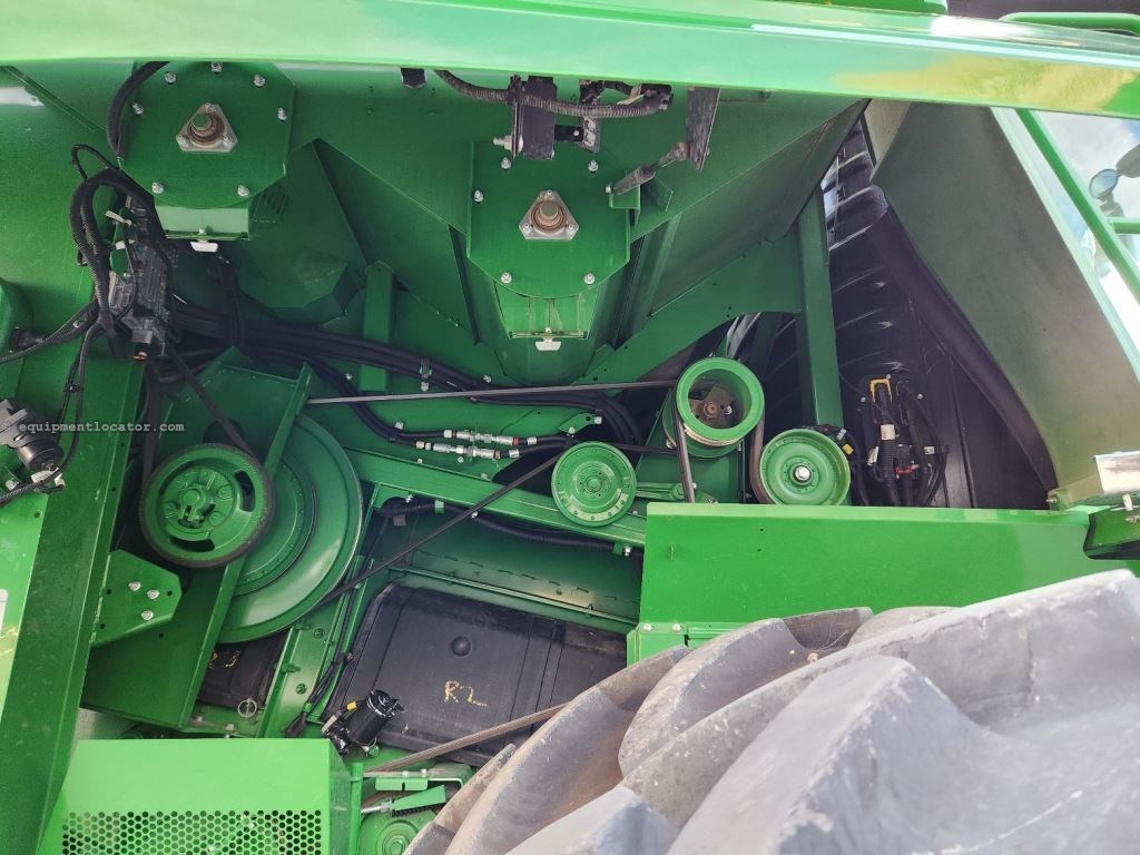 2024 John Deere S780 Image 28