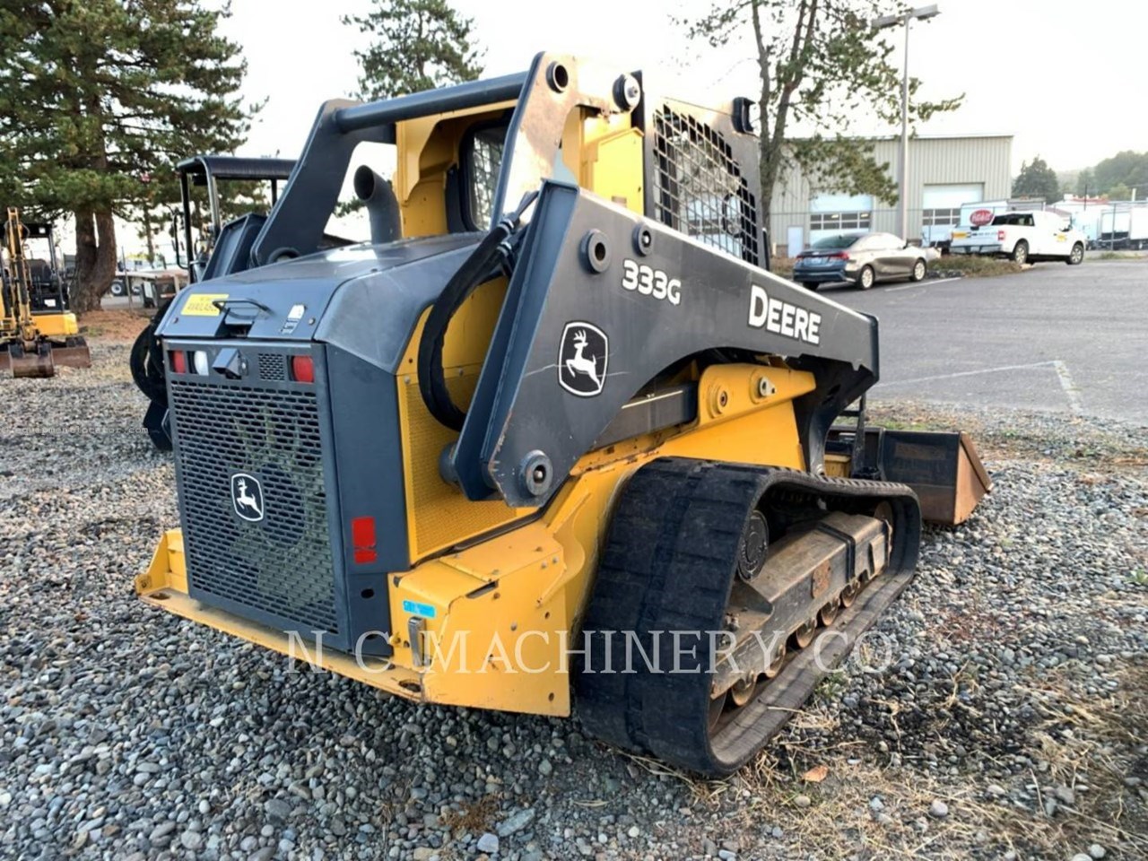 2018 John Deere 333G Image 2