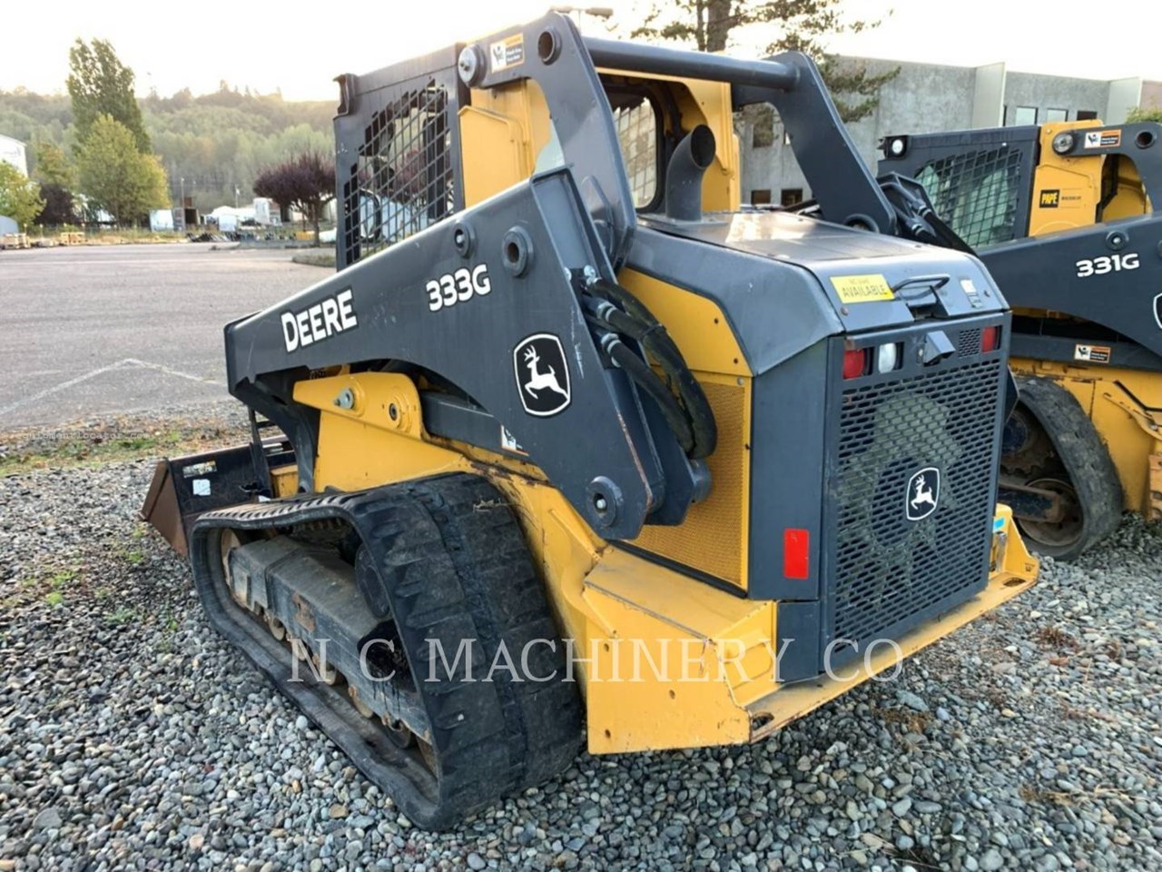 2018 John Deere 333G Image 3