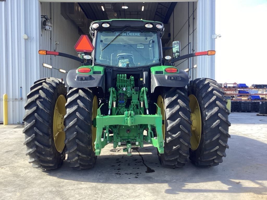 2022 John Deere 6175R Image 4