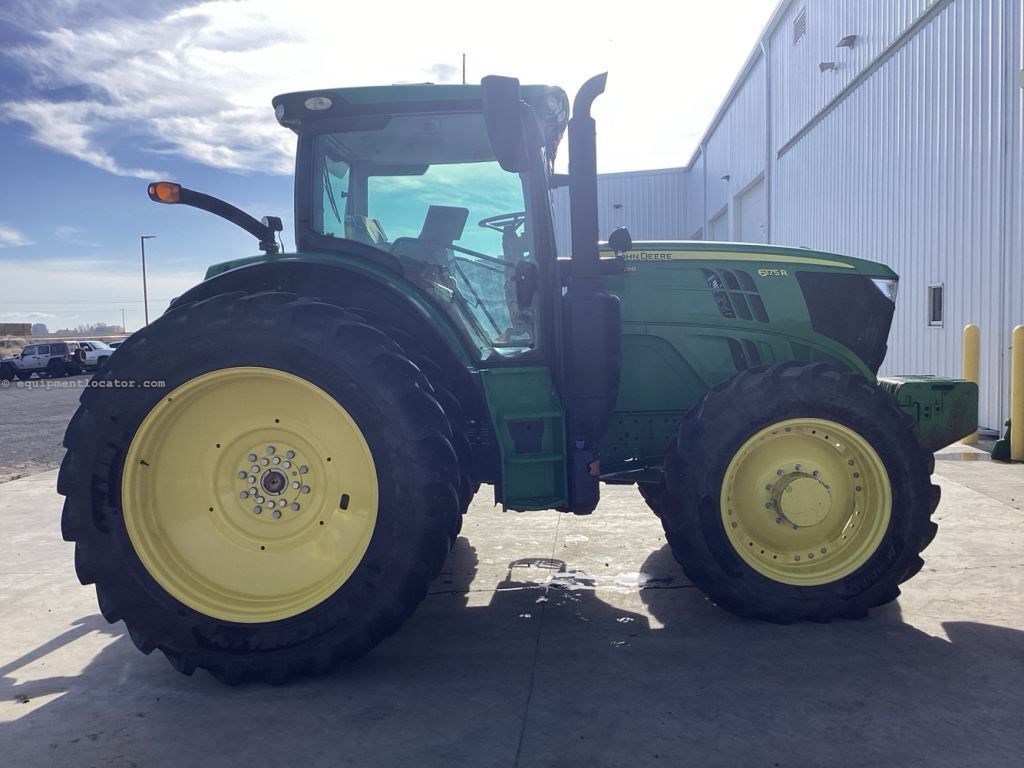 2022 John Deere 6175R Image 6