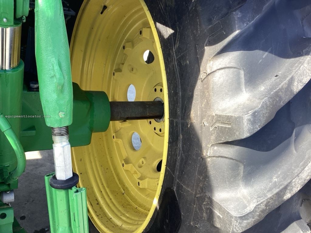 2022 John Deere 6175R Image 20