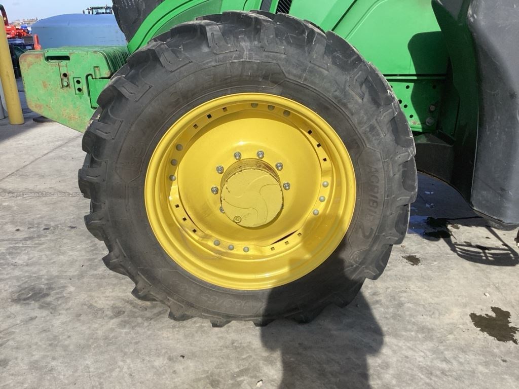 2022 John Deere 6175R Image 23