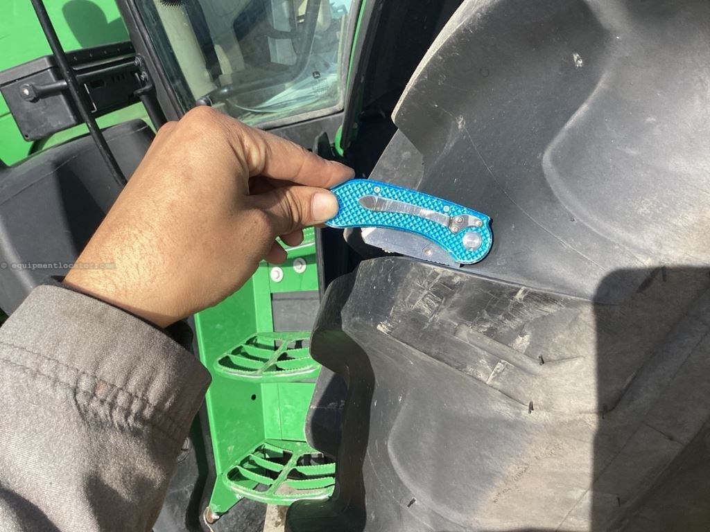 2022 John Deere 6175R Image 31