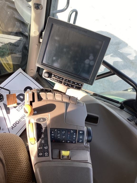 2022 John Deere 6175R Image 38
