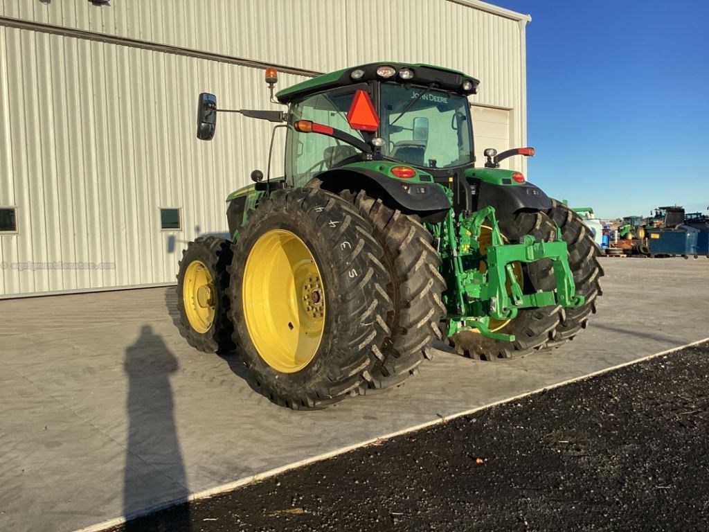 2022 John Deere 6175R Image 3