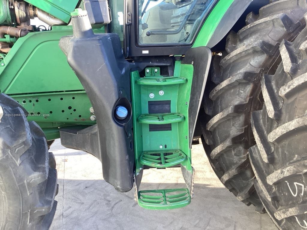 2022 John Deere 6175R Image 11