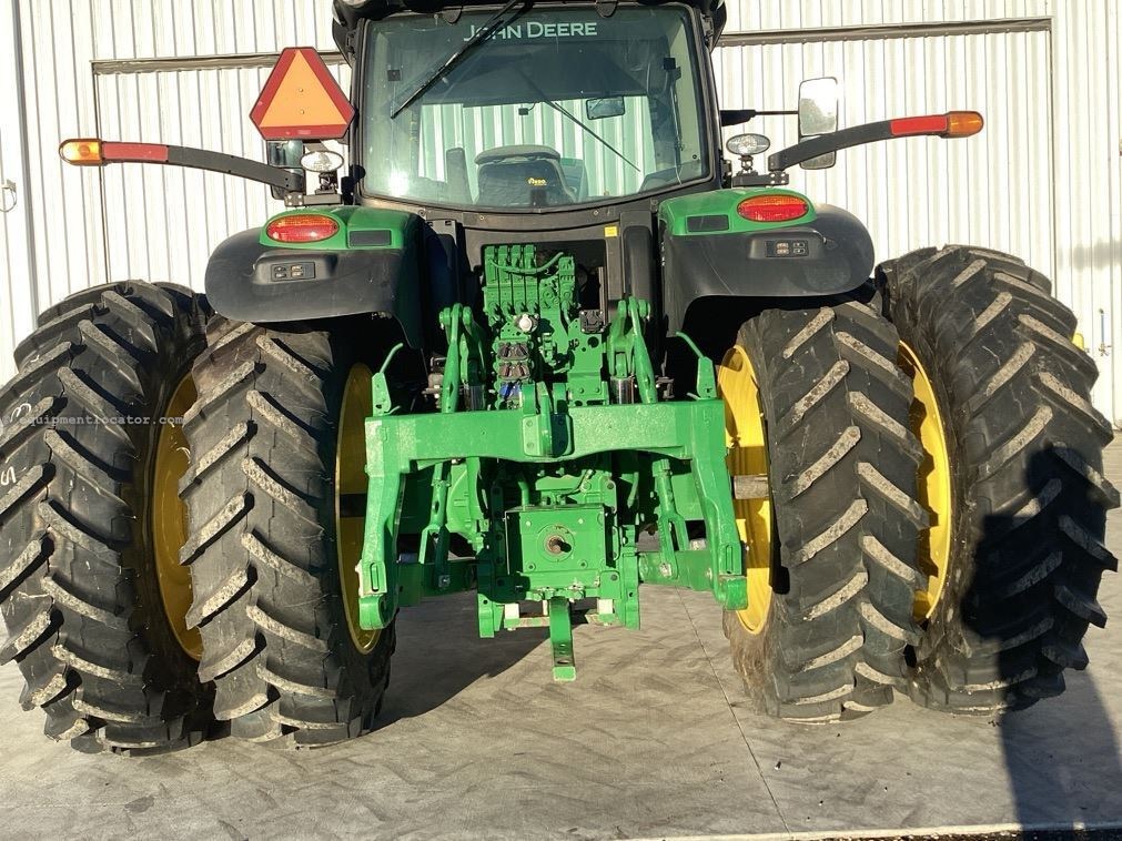 2022 John Deere 6175R Image 14