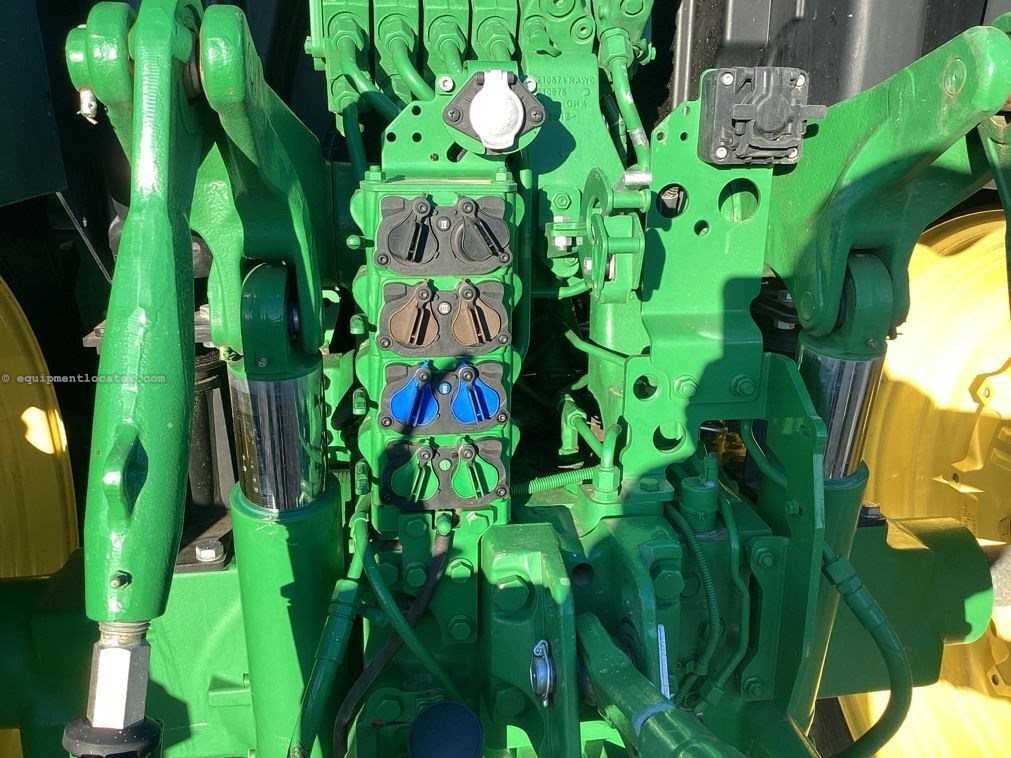 2022 John Deere 6175R Image 15