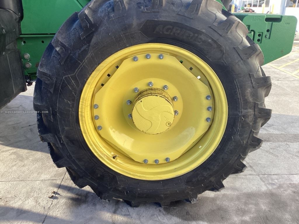 2022 John Deere 6175R Image 23