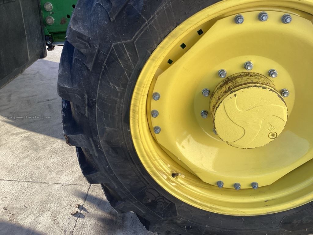 2022 John Deere 6175R Image 24
