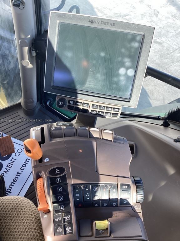 2022 John Deere 6175R Image 38