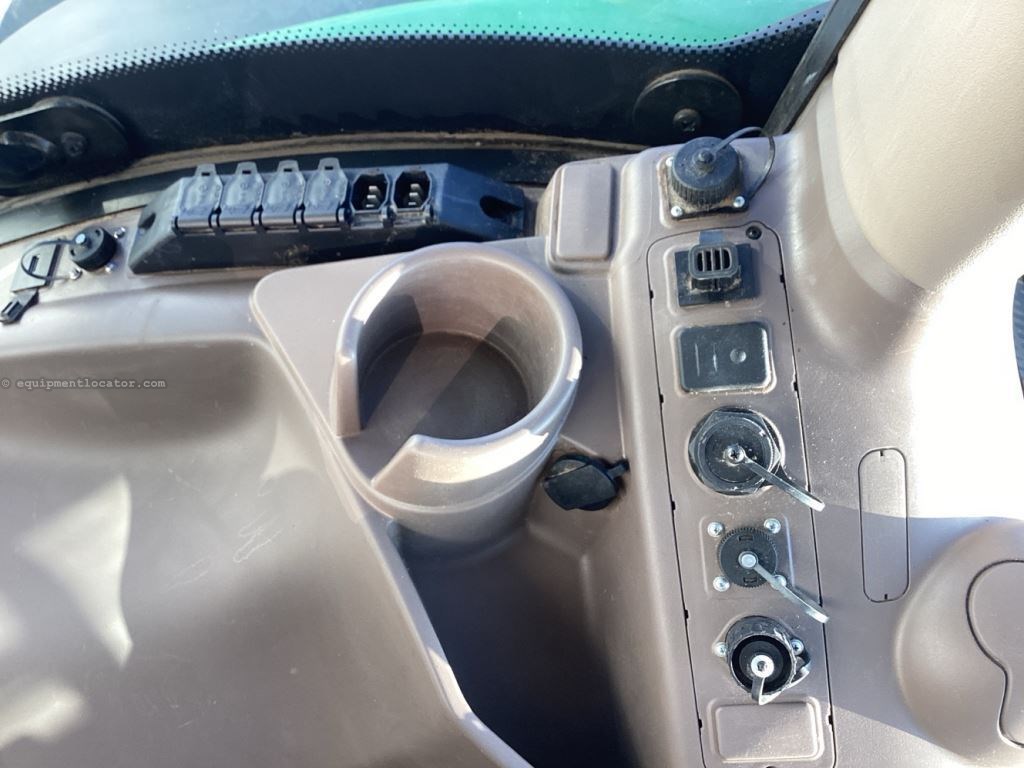 2022 John Deere 6175R Image 42