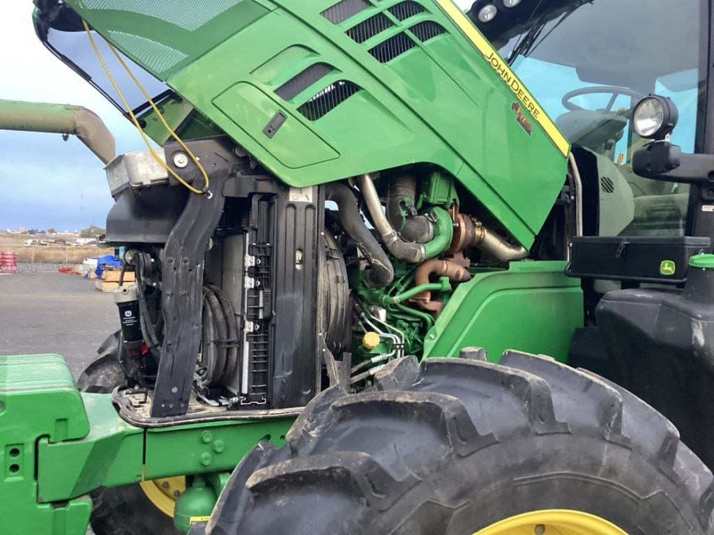 2022 John Deere 6175R Image 10