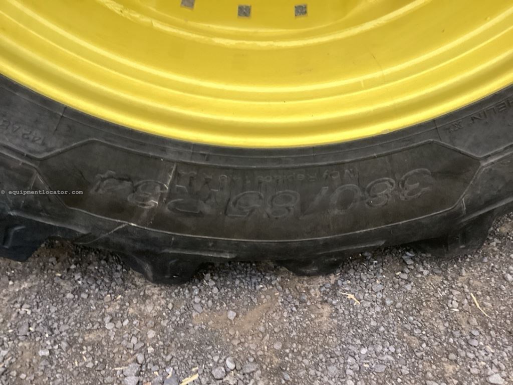 2022 John Deere 6175R Image 24