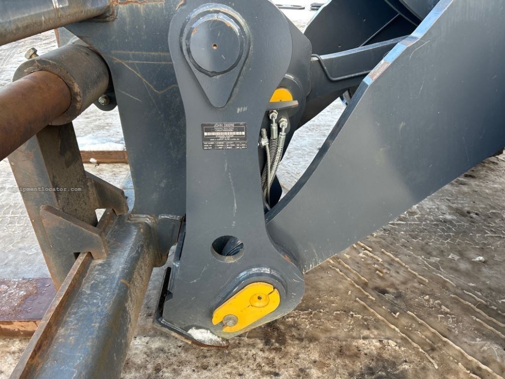 2023 John Deere 744P Image 13