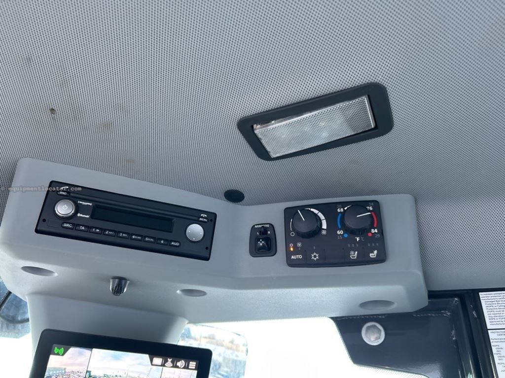 2023 John Deere 744P Image 48