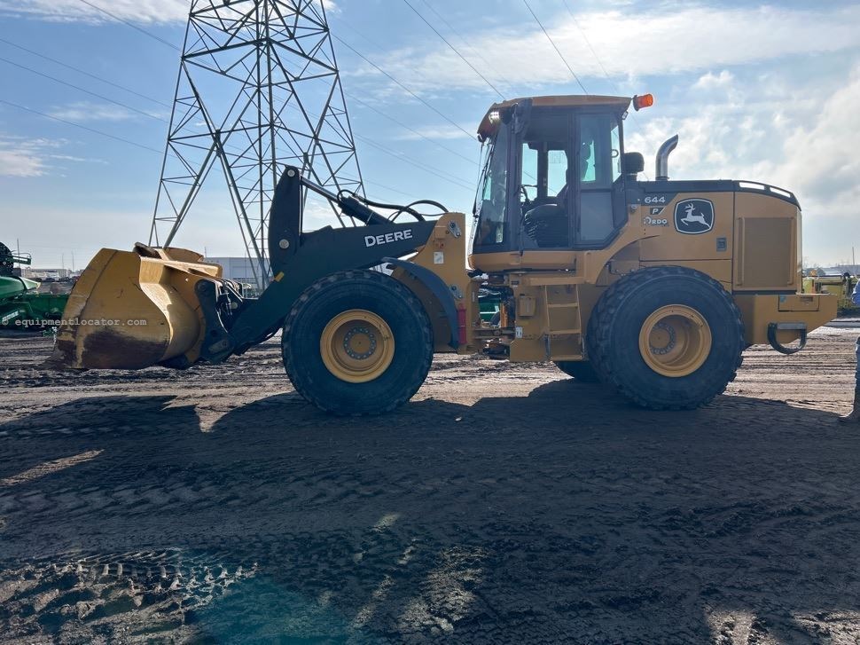 2023 John Deere 644P Image 2
