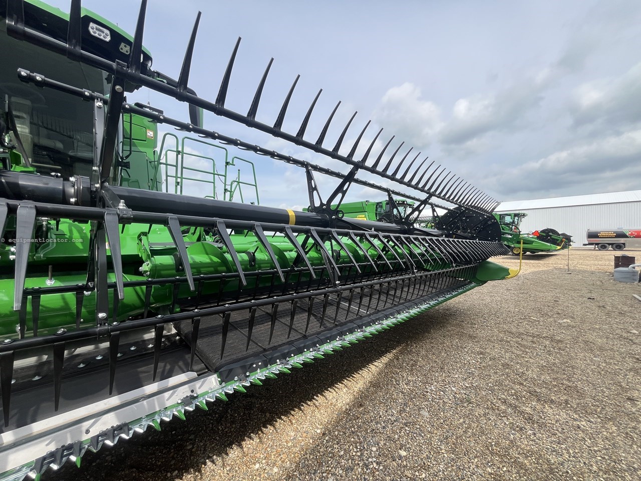 2025 John Deere HDR 40 Image 10