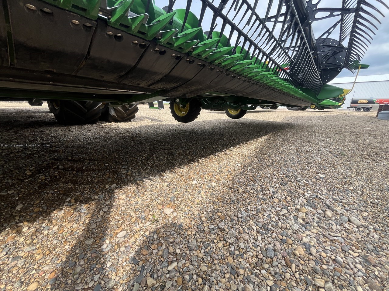 2025 John Deere HDR 40 Image 17