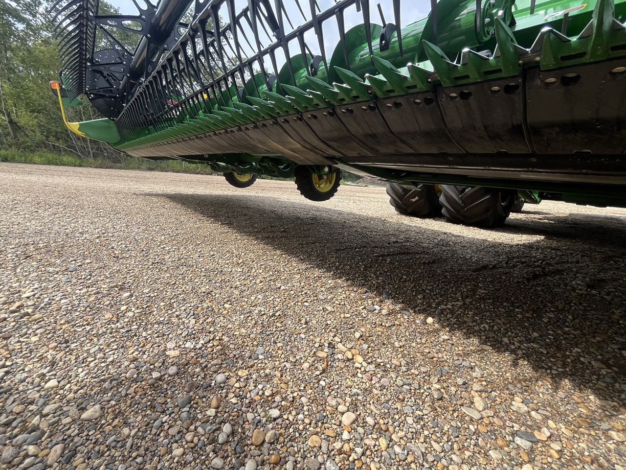 2025 John Deere HDR 40 Image 18