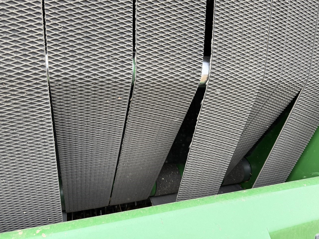 2015 John Deere 569 Image 17