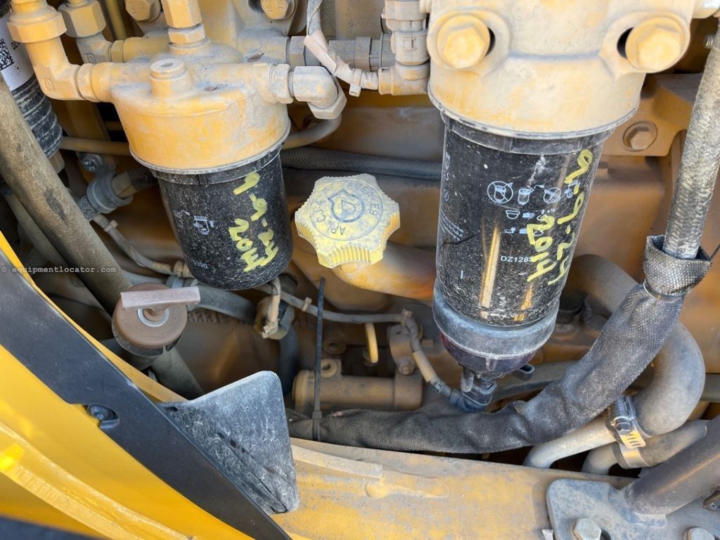 2023 John Deere 310L Image 24