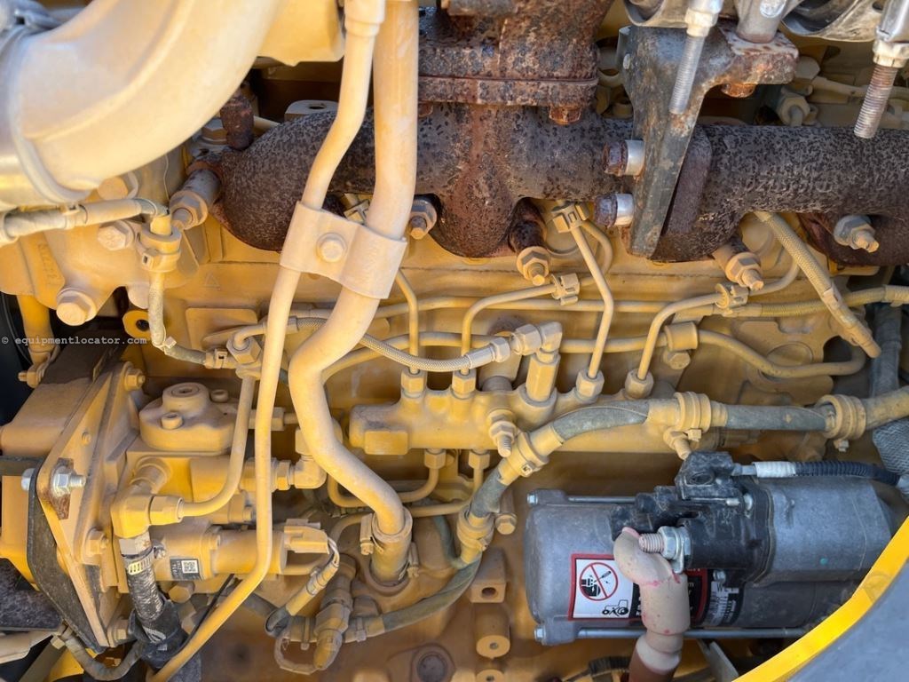 2023 John Deere 310L Image 25