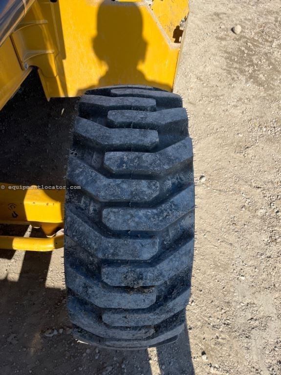 2023 John Deere 310L Image 30