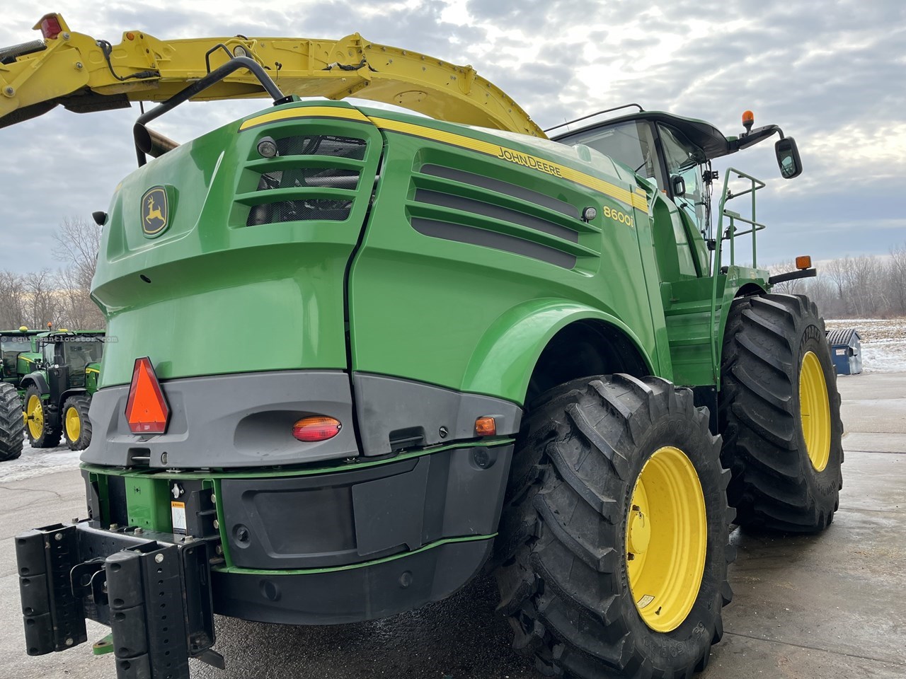 2016 John Deere 8600 Image 5