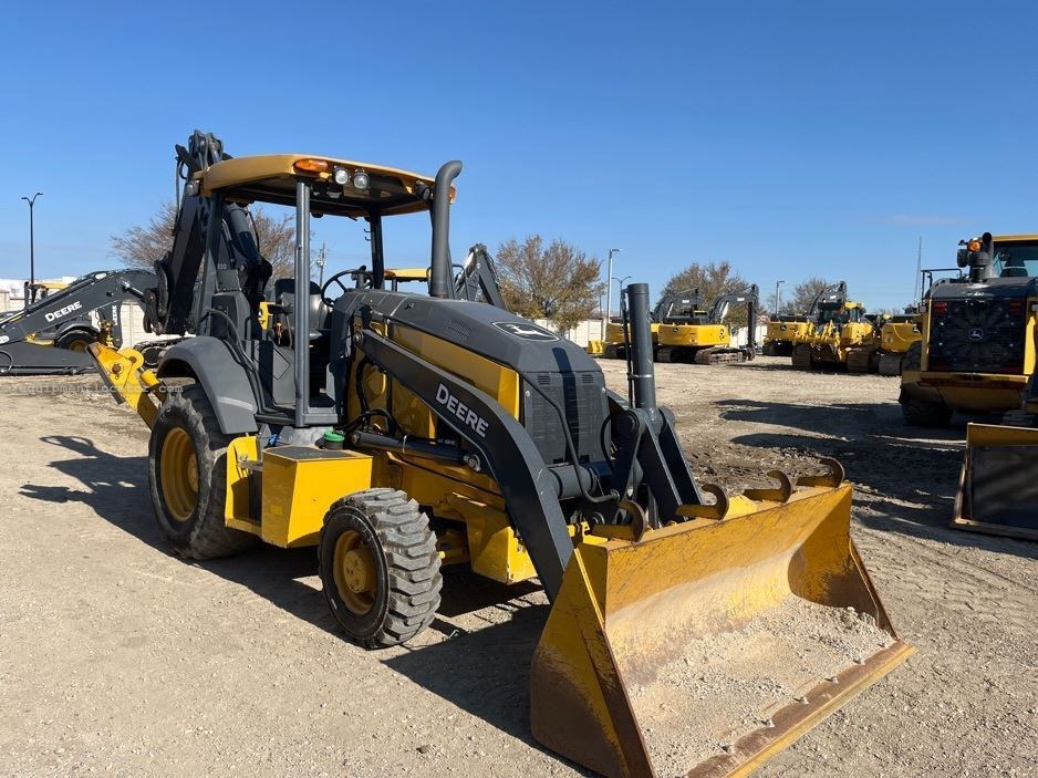 2023 John Deere 310L Image 7