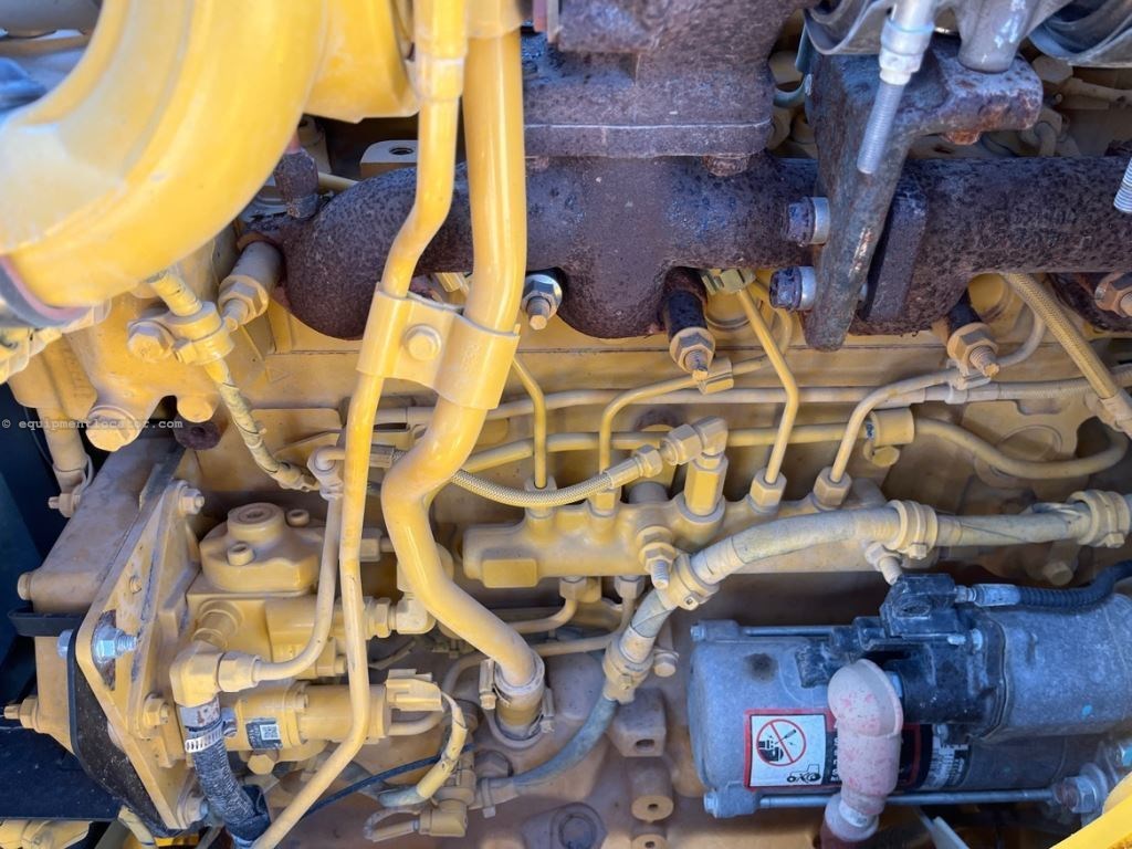 2023 John Deere 310L Image 23