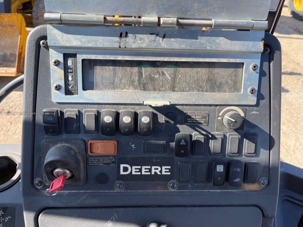 2023 John Deere 310L Image 37