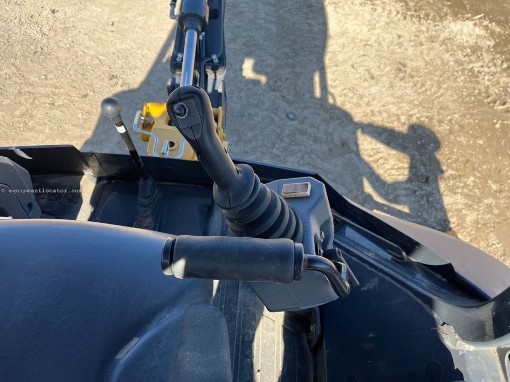 2023 John Deere 310L Image 42