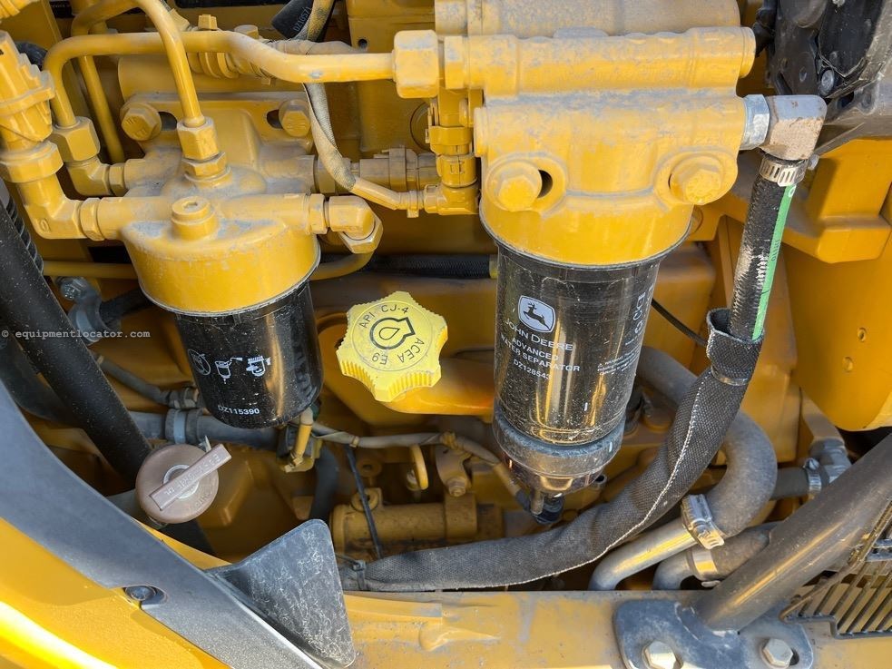 2023 John Deere 310L Image 24
