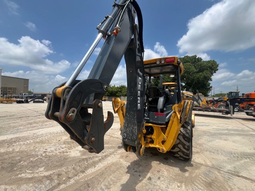 2023 John Deere 310L Image 4